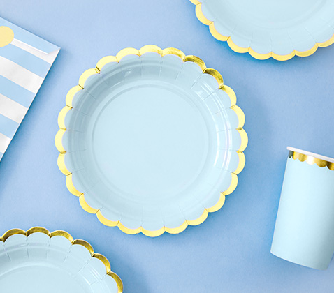 Paper cups, and plates 15% off on pieces and 10% off on cartons. Valid until 22.04.2024