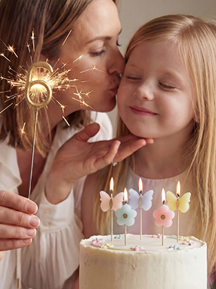 Confetti cannons / Smoke bombs