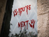 Żelowe naklejki na okno You're Next, czerwony