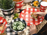 Paper plates checkered, mix, 27 cm (1 pkt / 6 pc.)