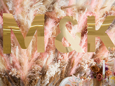 Litera lustrzana ''M'', złoty, 68x60 cm