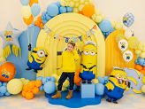 Foil balloon Star with tassels Minions, 72x72 cm, mix